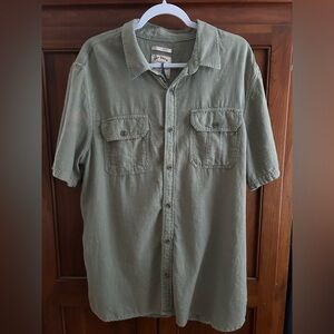 NWT Fat Face Short Sleeve Utility Twill. Olive Green size XXL. 2 front pockets.